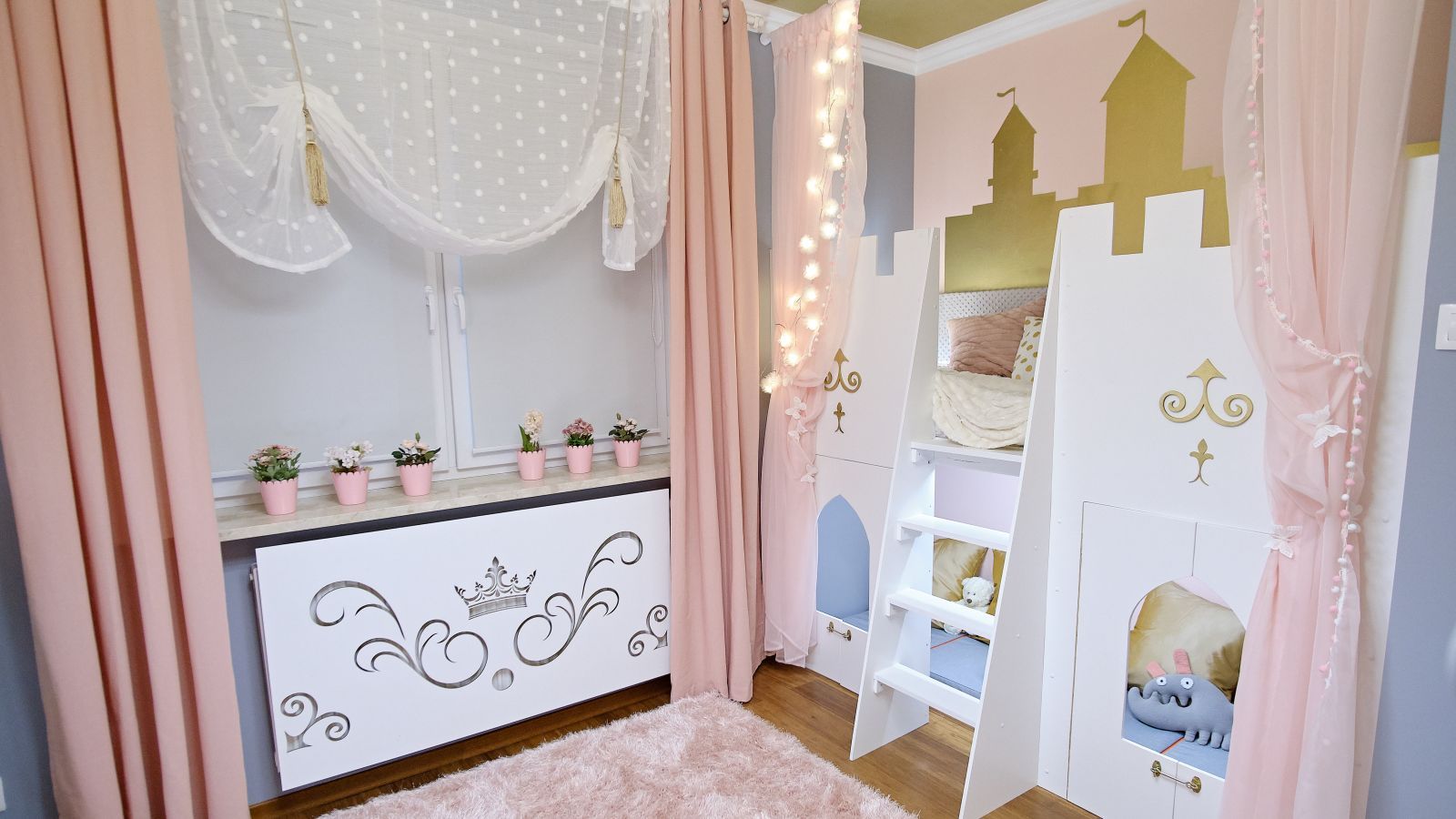 Łóżko - zamek dla małej księżniczki